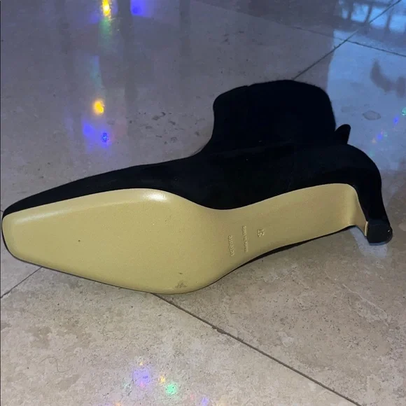 Toteme Mid Heel Boots Black Suede EU Size 37 Or US SZ 7 lightly used - Picture 3 of 3